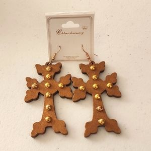 3 for $18 NWT Ceramel Brown Wooden and Gold Studded Cross earrings